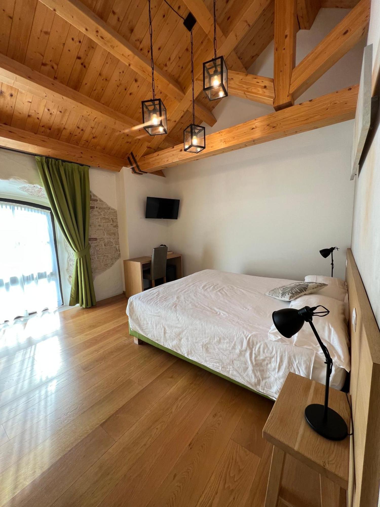 Nuova Filanda Rooms And More ヴァルドッビアーデネ エクステリア 写真